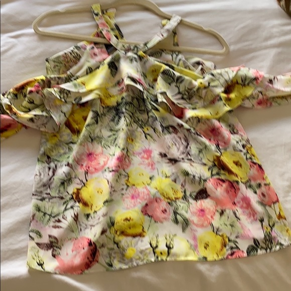 INC floral cold shoulder blouse - Picture 1 of 4
